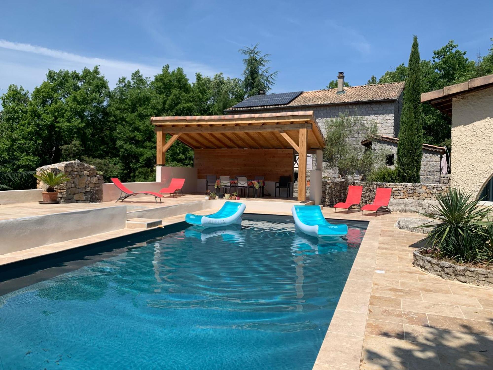 Le Mazet, Studio Avec Terrasse Et Acces Piscine Saint Alban Auriolles ภายนอก รูปภาพ